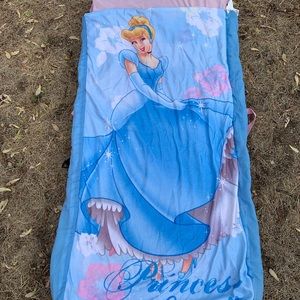 Princess sleeping bag w/inflatable mattres